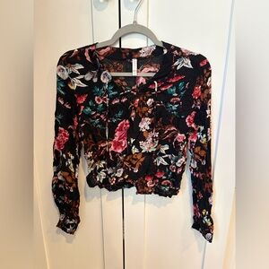 Xhilaration Black Floral Lace-Up Long Sleeve Crop Top, Laced Front